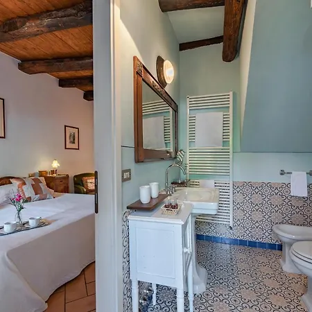 San Siro Sleeps 6 Wifi