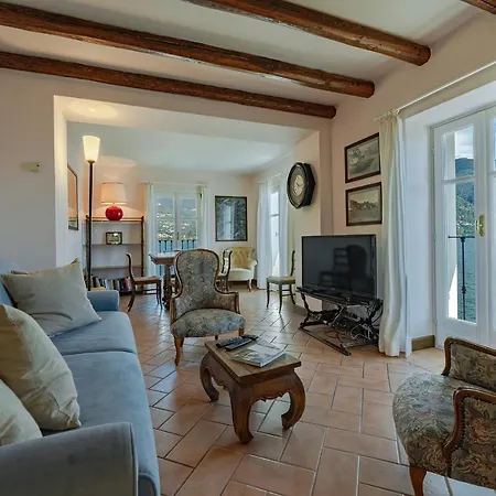 San Siro Sleeps 6 Wifi Villa San Siro (Lombardy)