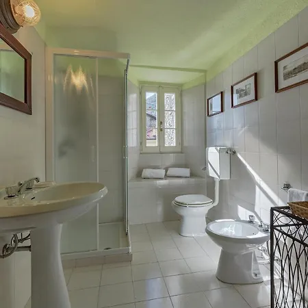 San Siro Sleeps 6 Wifi